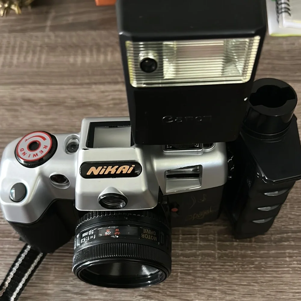 Silver and Black Flash for Cameras